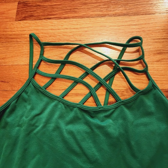 Zenana Outfitters Seamless Green Camisole 1X/2X - Picture 2 of 4